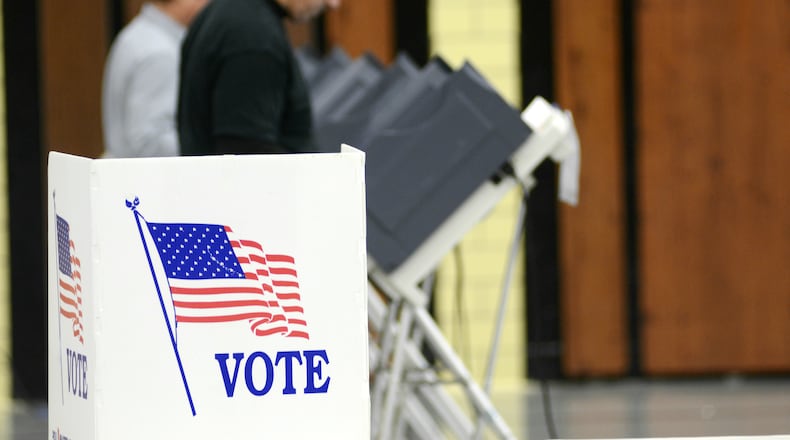 Fairfield residents cast ballots on Election Day on Nov. 8, 2016, at Fairfield West Elementary on River Road. MICHAEL D. PITMAN/FILE