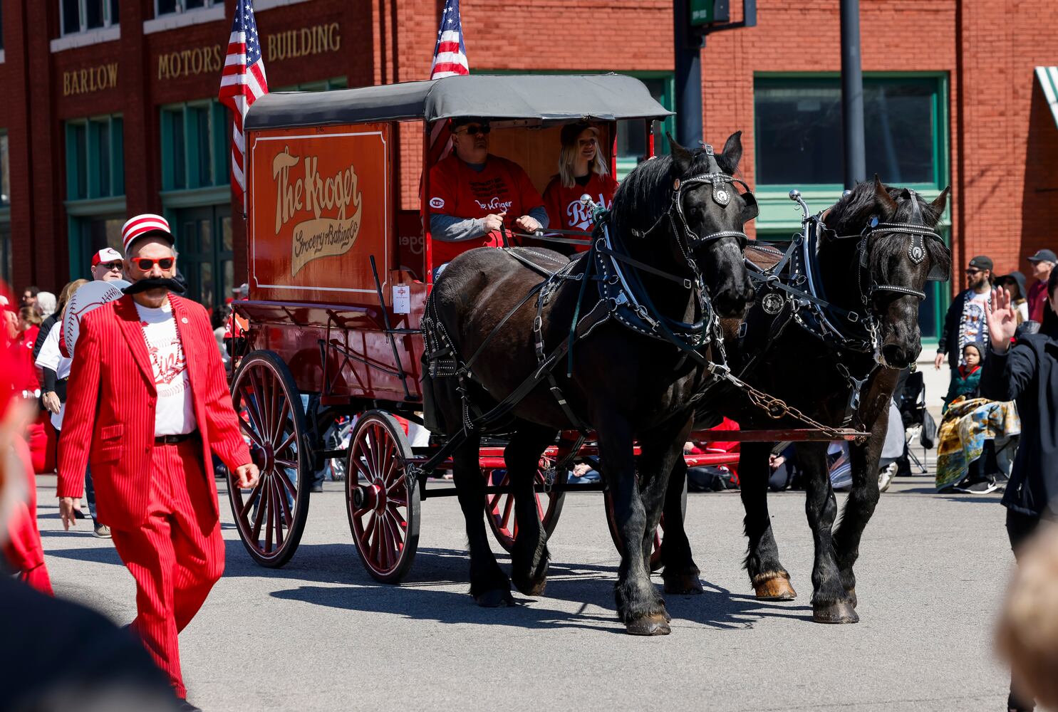 033023 Reds Parade