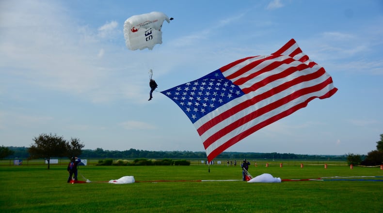 Thousands came to Smith Park in Middletown on Saturday afternoon to enjoy the annual Ohio Balloon Challenge Festival. MICHAEL D. PITMAN/STAFF
