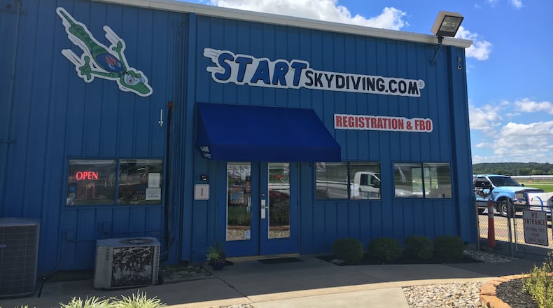 Start Skydiving in Middletown.