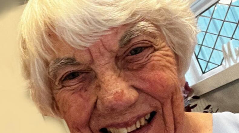 Photo of Roberta Thaeler