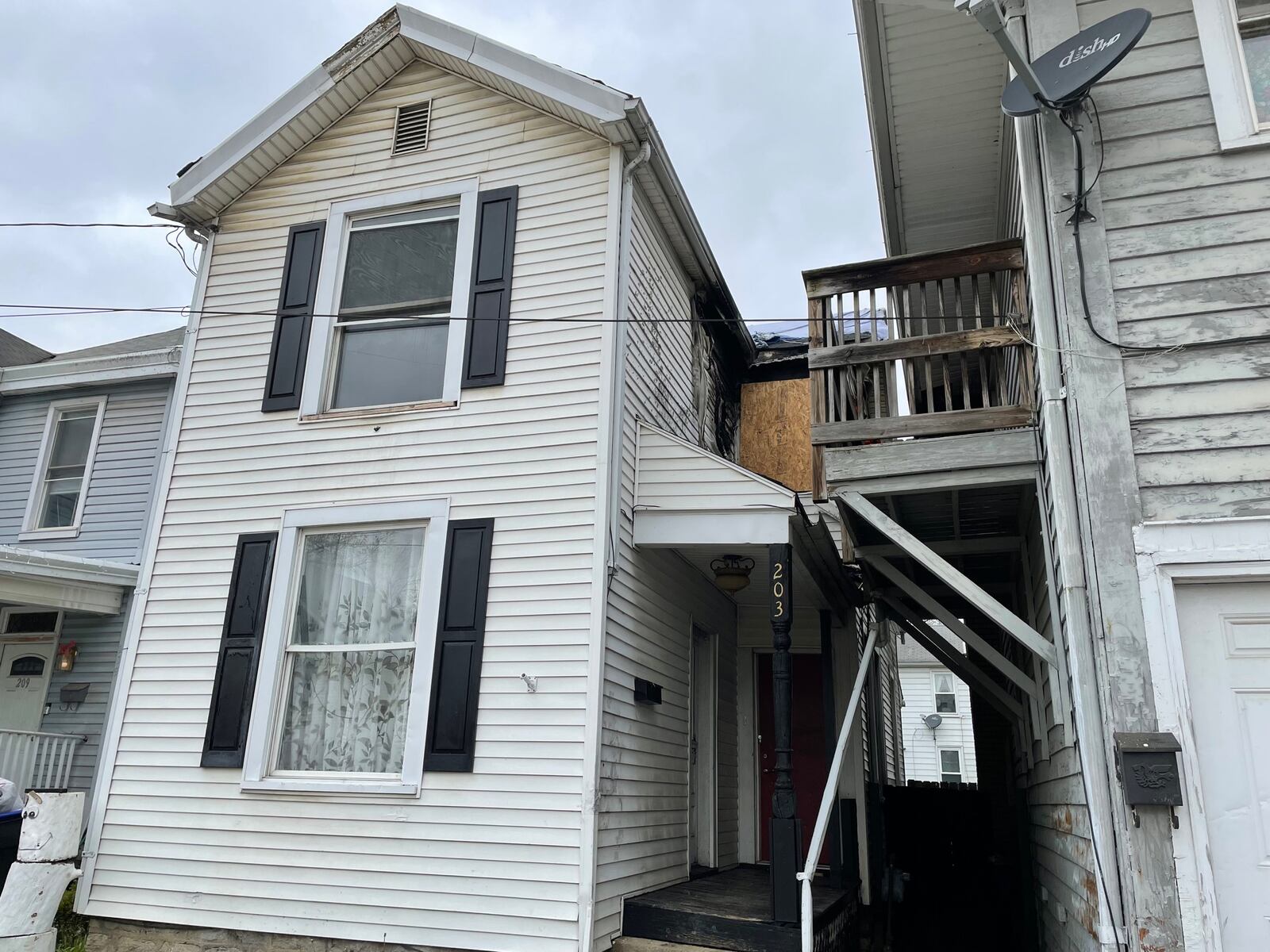 Hamilton Firefighters were called about 11:25 p.m. Monday to a residence in the 200 block of South B Street near Franklin Street for the report of a fire. Mike Pitman/STAFF
