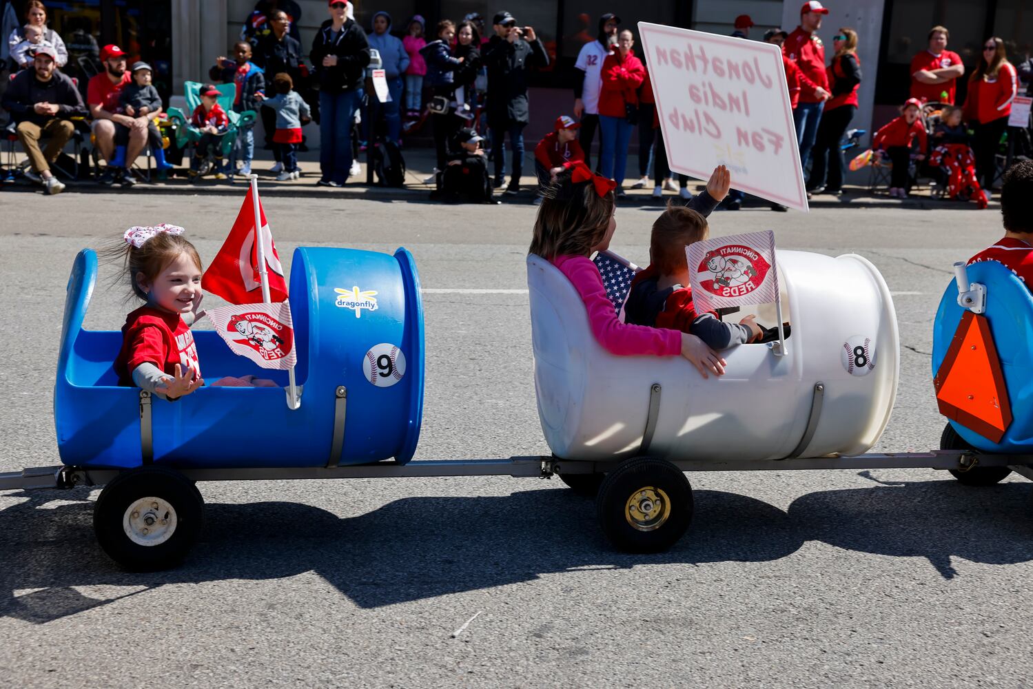 033023 Reds Parade