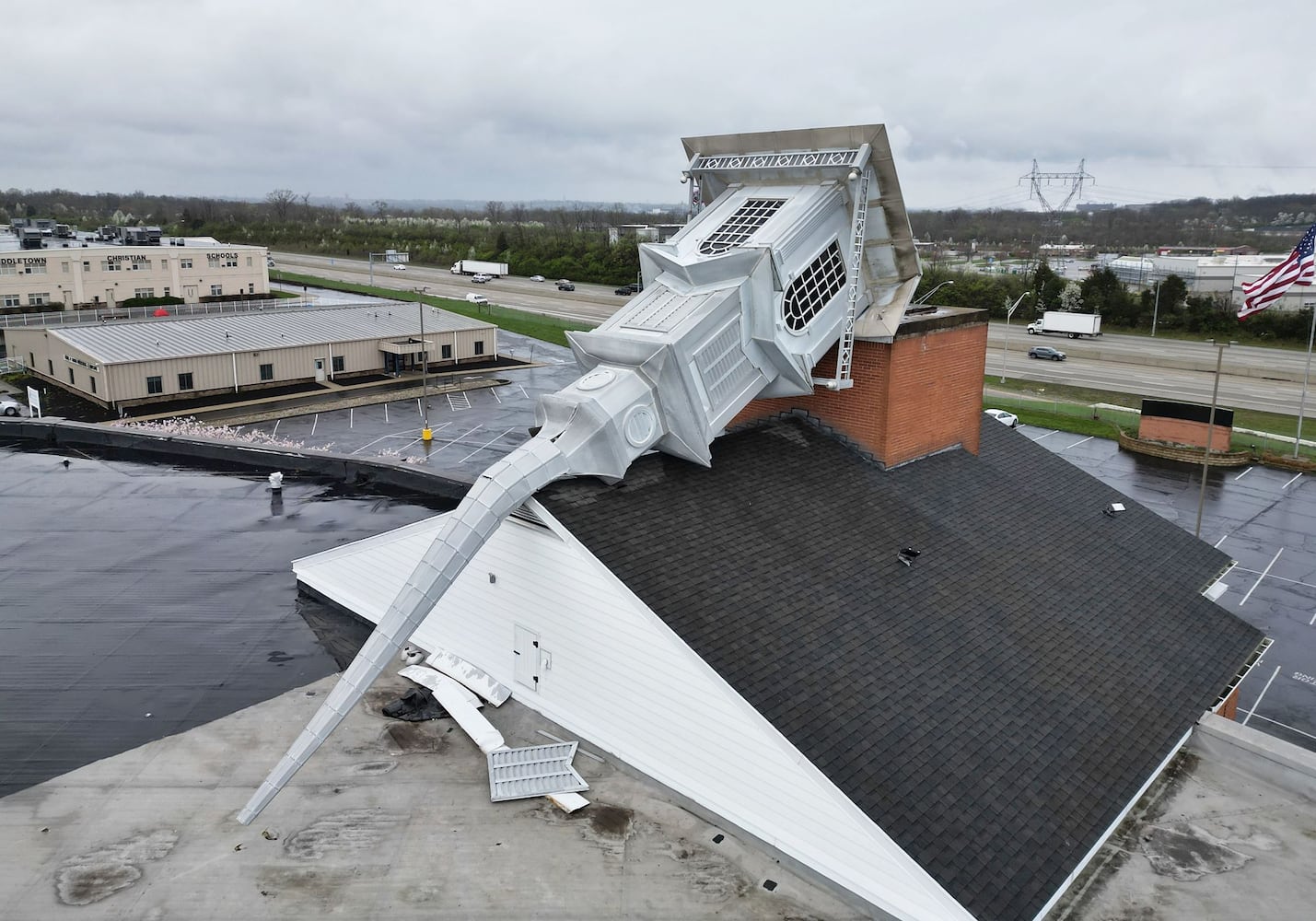 033125 grace Baptist steeple