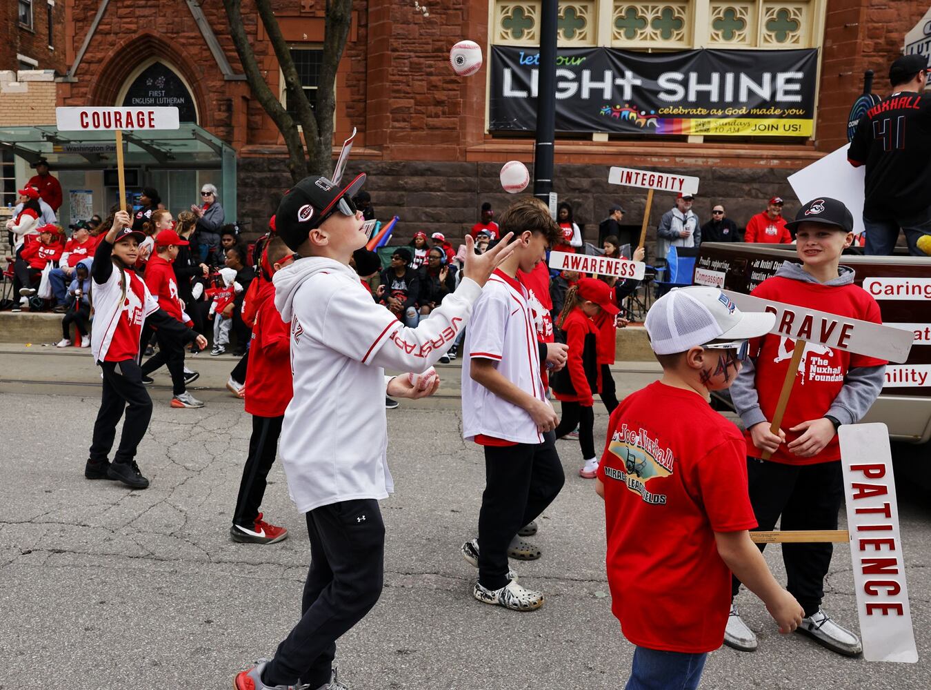 032725 Reds Parade