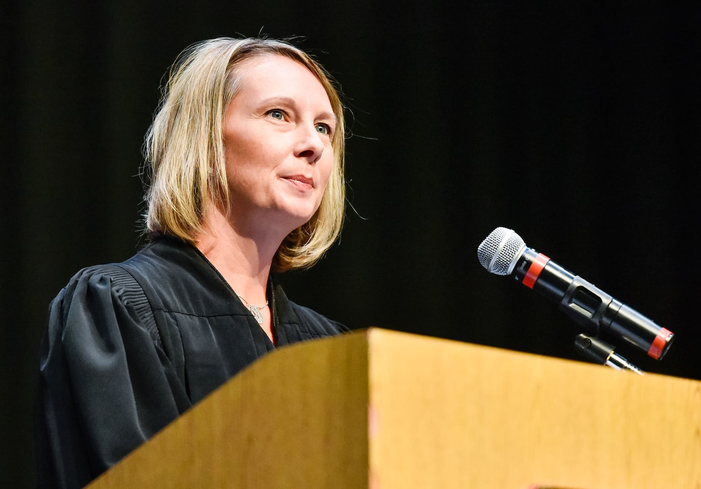 Nearly 100 people become U.S. citizens at naturalization ceremony at Miami Hamilton