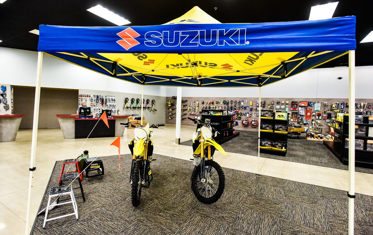 Octane Outlet motorcycle and powersports dealer now open in Middletown