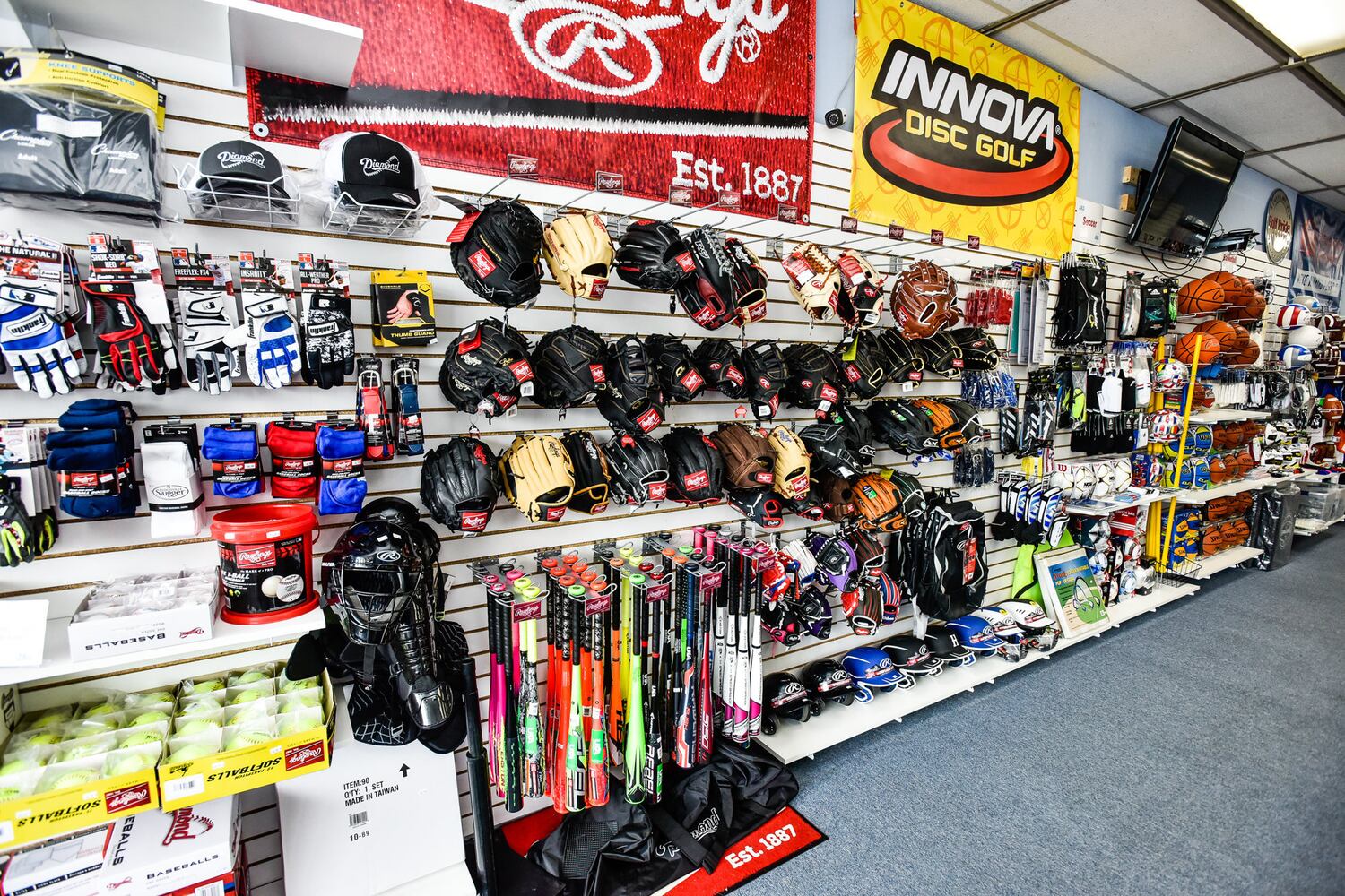 JAG Sporting Goods open in Hamilton
