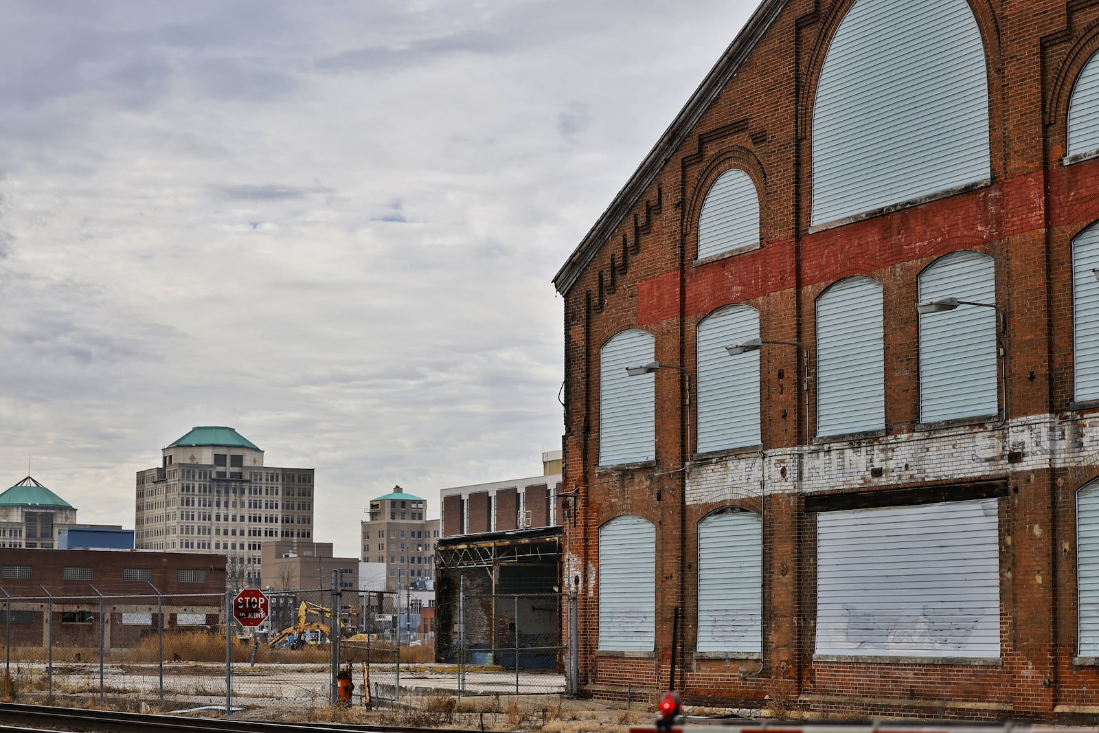 Hamilton City Council on Wednesday, Dec. 8, 2021, authorized the purchase of the 8.3-acre former Beckett Paper Co. site for $1.5 million. Council also is considering selling 6.7 acres to a developer for $1 in exchange for the company spending $50 million to build a 250-apartment complex. The city hopes to develop the remaining parts of the Beckett property in other ways. NICK GRAHAM / STAFF