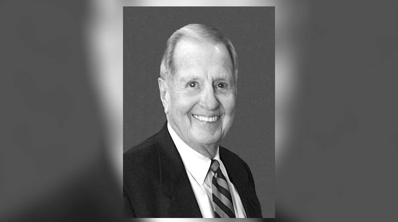 Dr. Walter H. Roehll, a Middletown cardiologist who practiced for more than 50 years, died Dec. 23 in his Hilton Head home. He was 91. SUBMITTED PHOTO