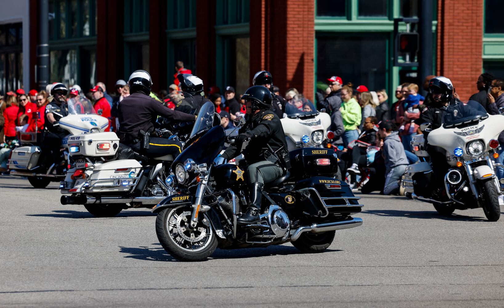 033023 Reds Parade