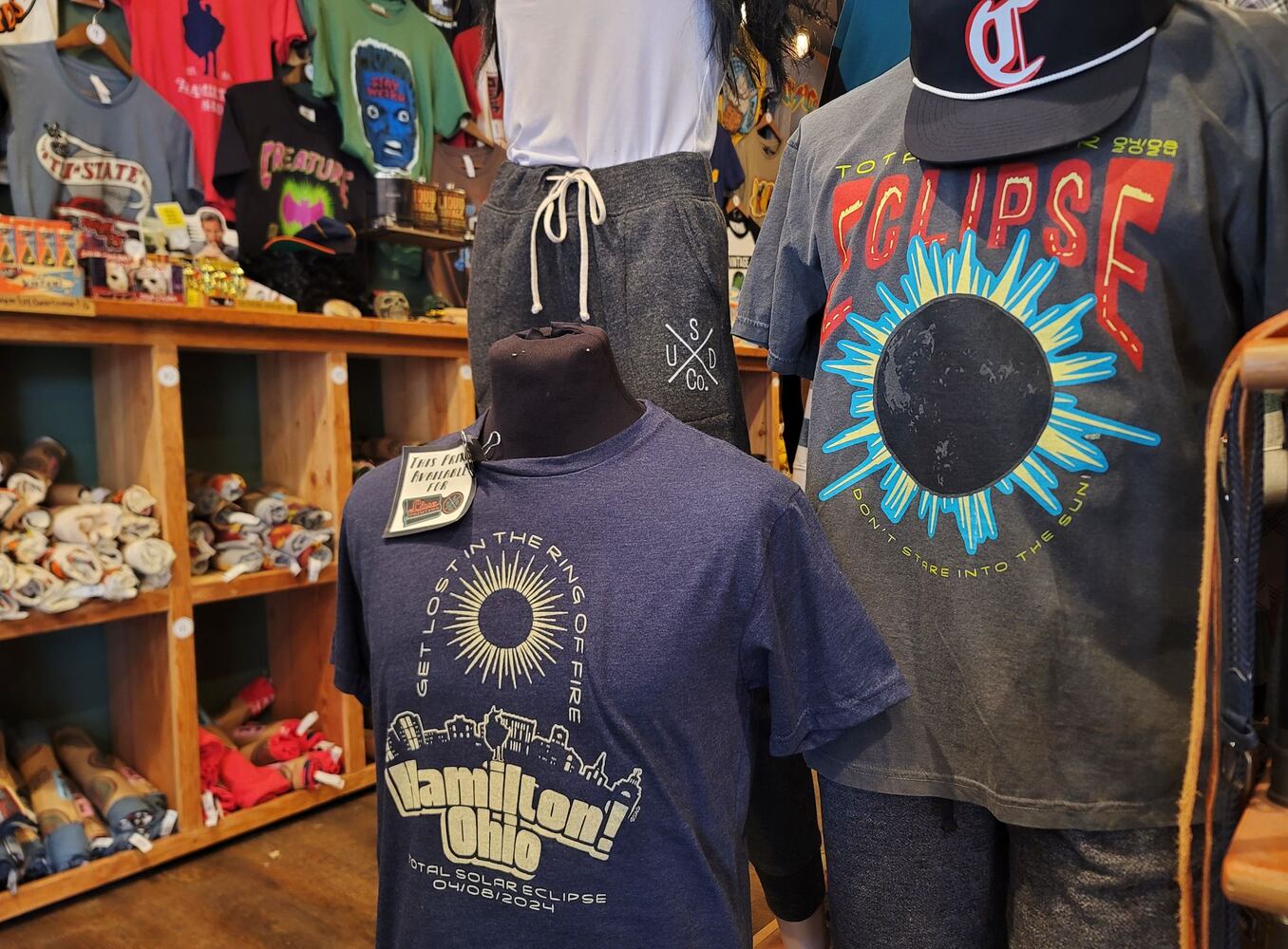 040424 eclipse merch