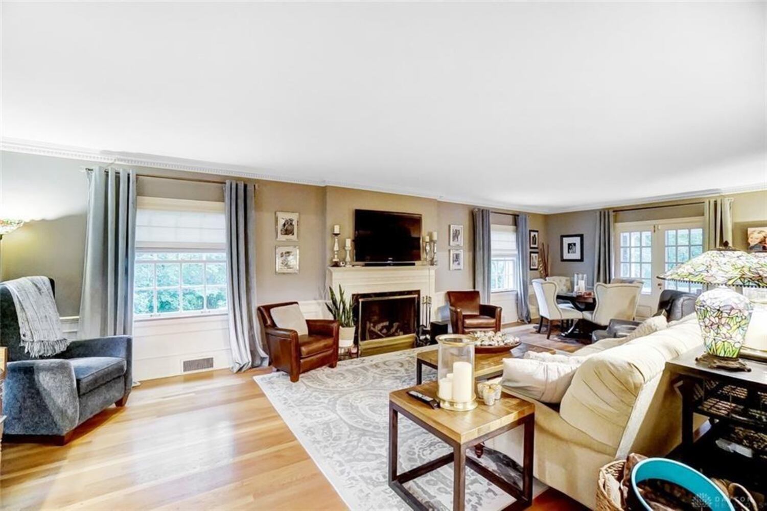 PHOTOS: Georgian Colonial in Oakwood listed for $769K