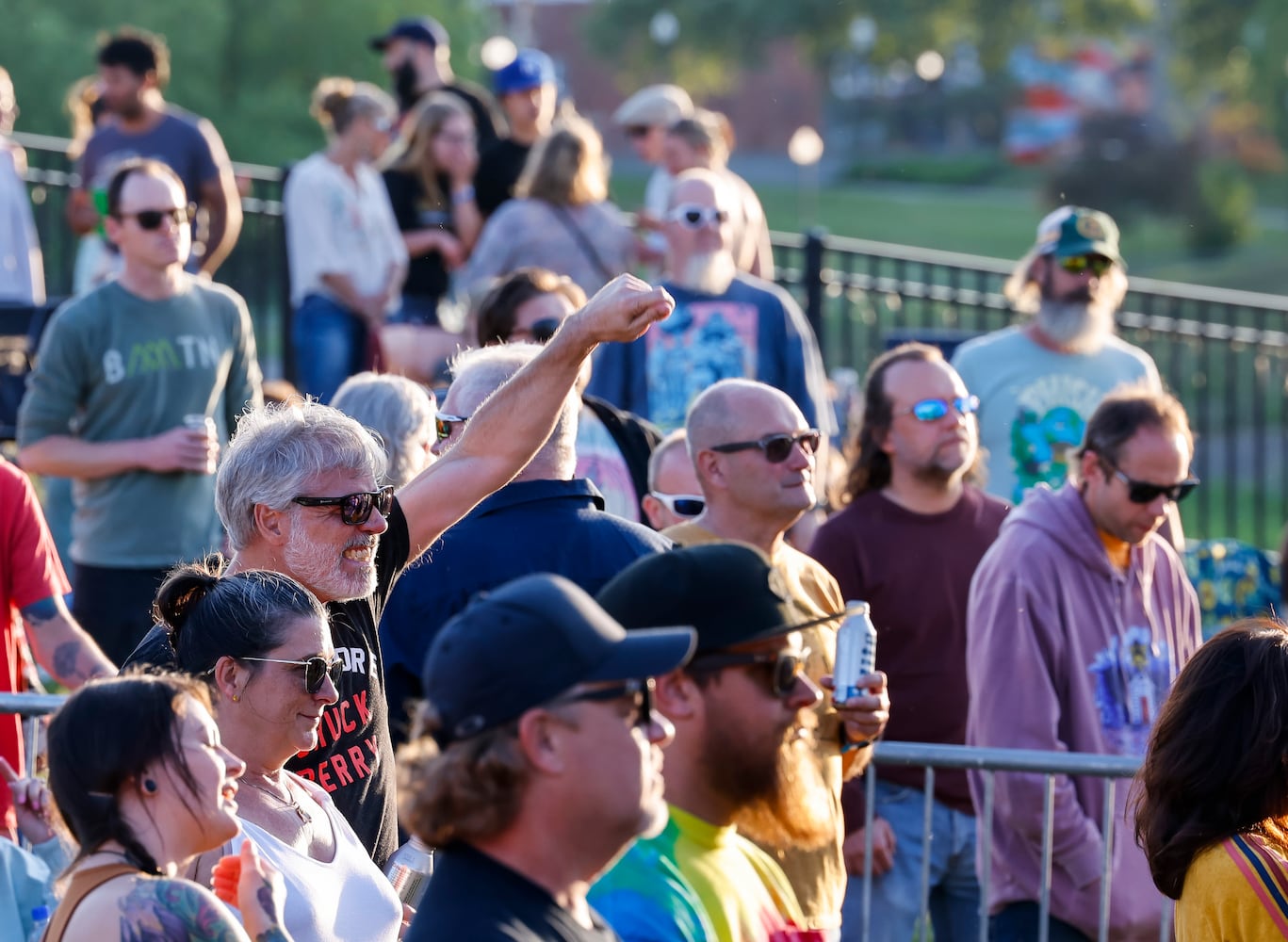 052523 RiversEdge concert