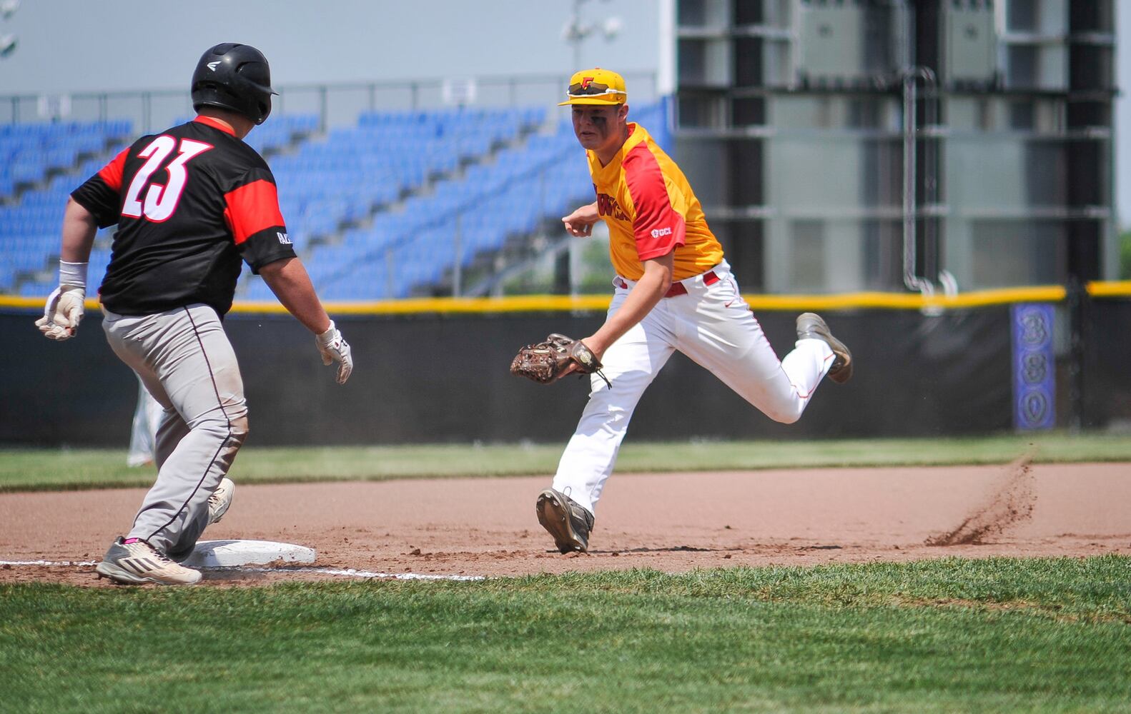 Franklin beats Fenwick in D2 district baseball final