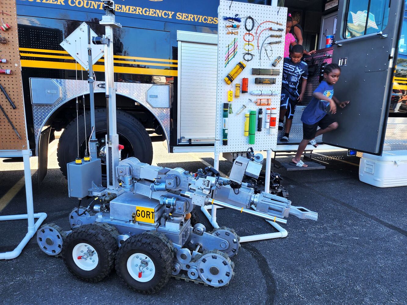 071222 Sheriff open house