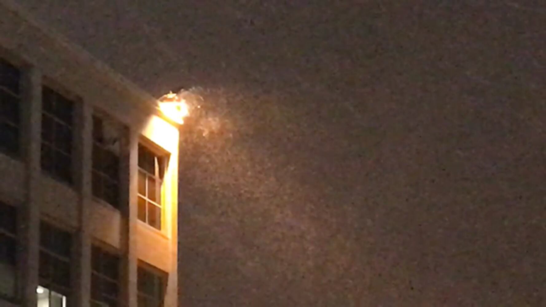 Snowstorm hits area on first day of spring