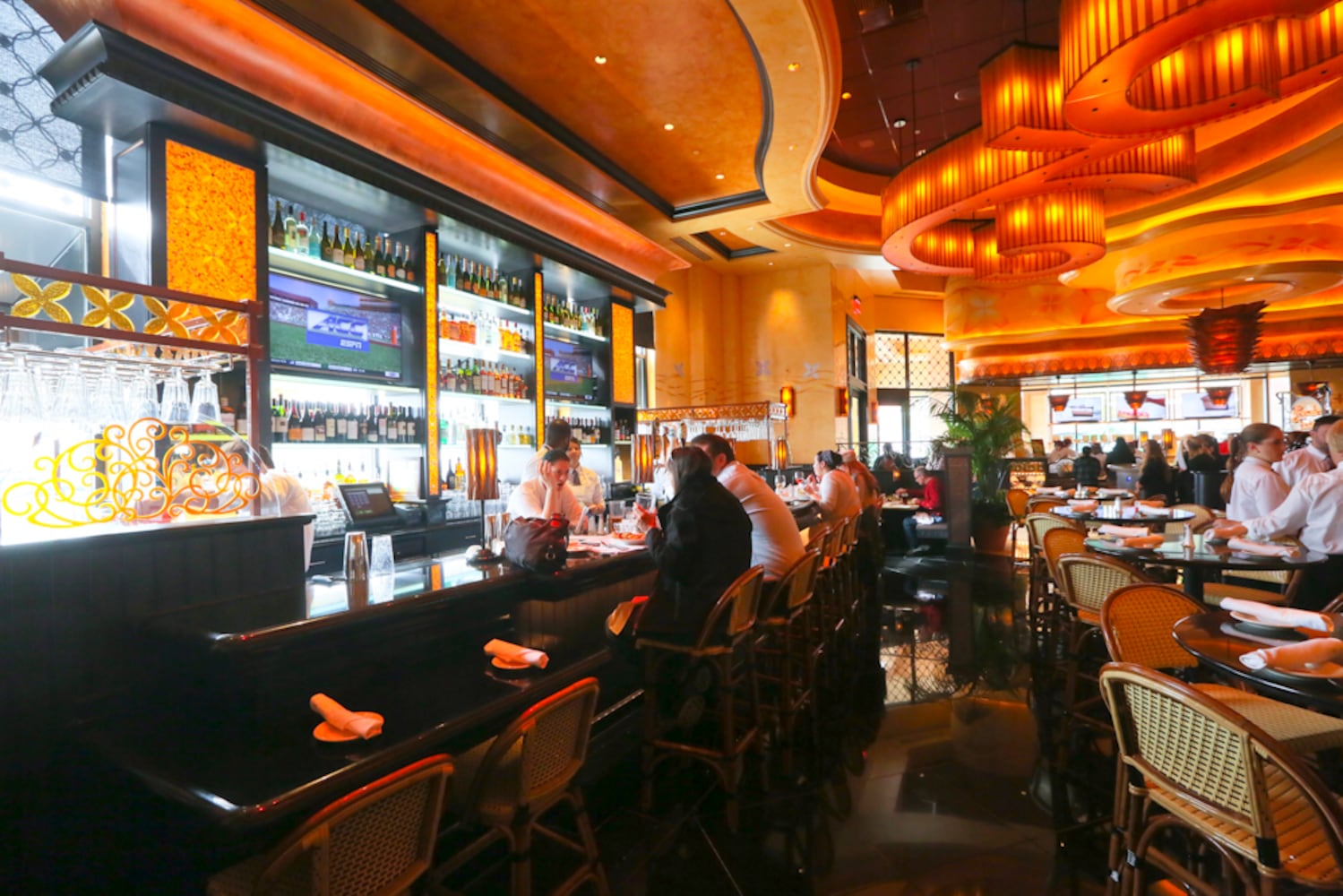 Cheesecake Factory Liberty Center preview