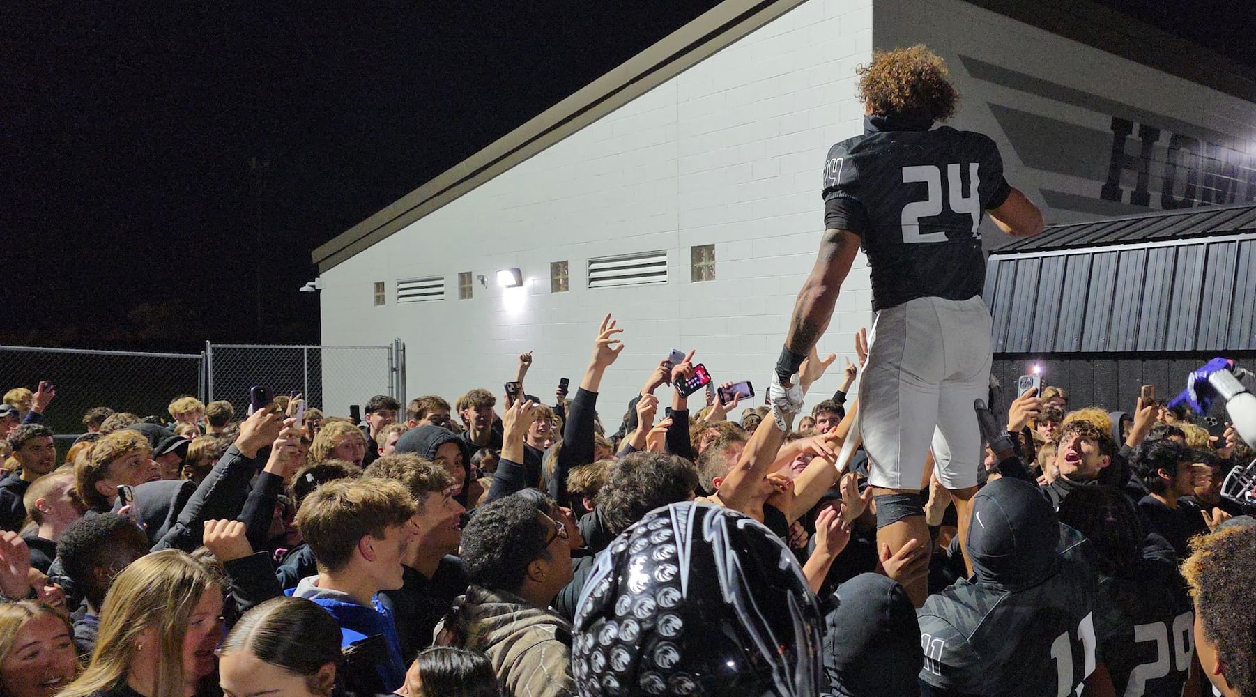 102425 Lakota East-West football