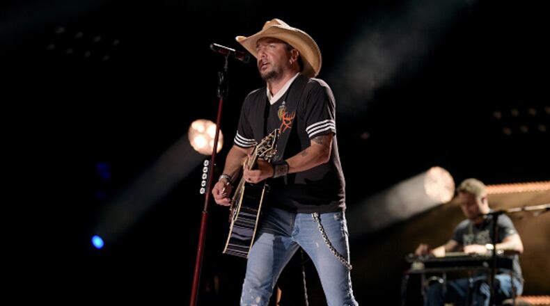 NASHVILLE, TN - JUNE 07: (EDITORIAL USE ONLY) Singer-songwriter Jason Aldean performs onstage during the 2018 CMA Music festival at the Nissan Stadium on June 7, 2018 in Nashville, Tennessee. (Photo by Jason Kempin/Getty Images)