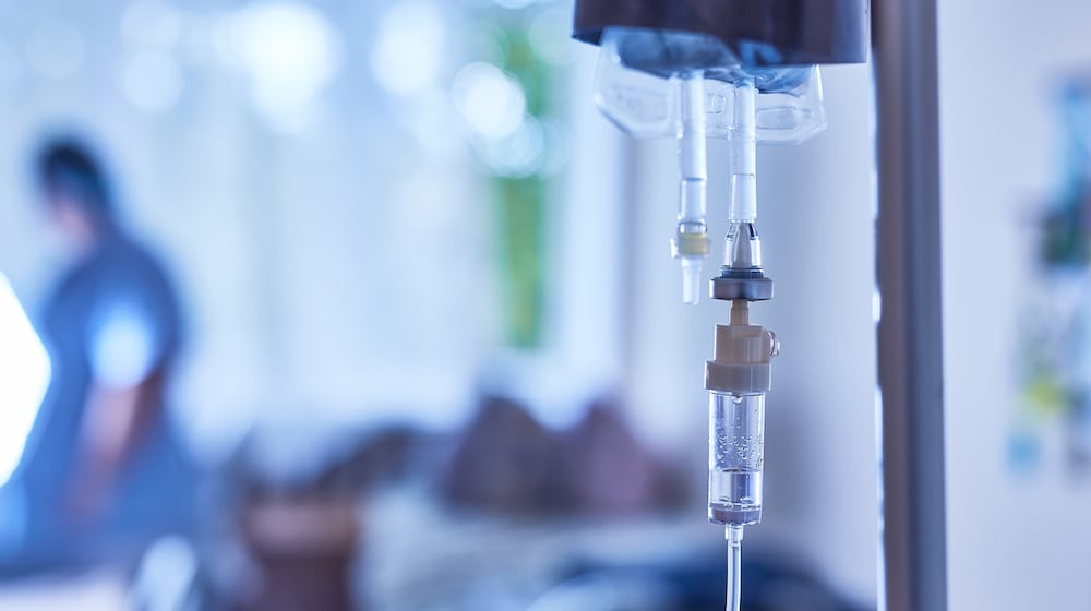 For those experiencing cancer, there are ways those in their personal community can support them. ISTOCK