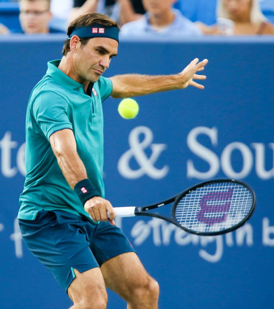 PHOTOS Roger Federer continues winning ways in Cincy