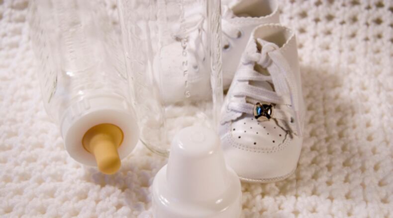 Local health officials are reminding parents and caregivers of safe sleeping habits for infants after a 15-day-old Middletown baby died while sleeping in its mother’s bed, according to Middletown police.