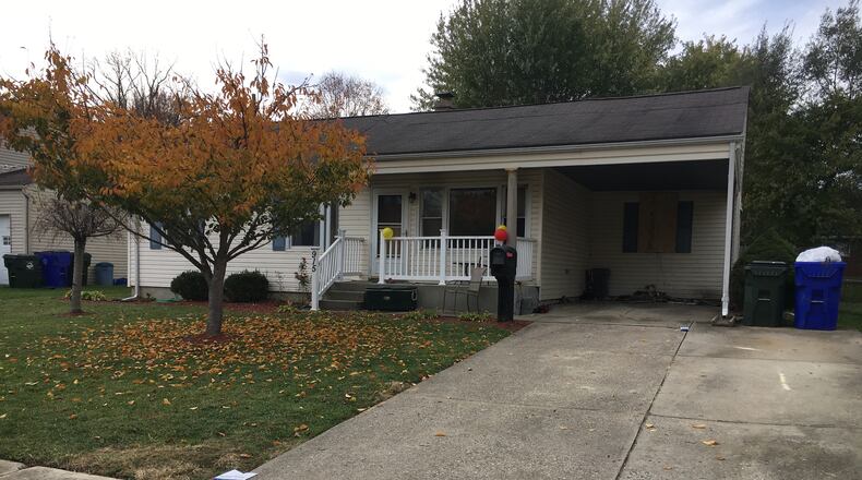 A kitchen fire caused an estimated $20,000 damage to the house at 915 Quincy Drive. Mike Rutledge/STAFF