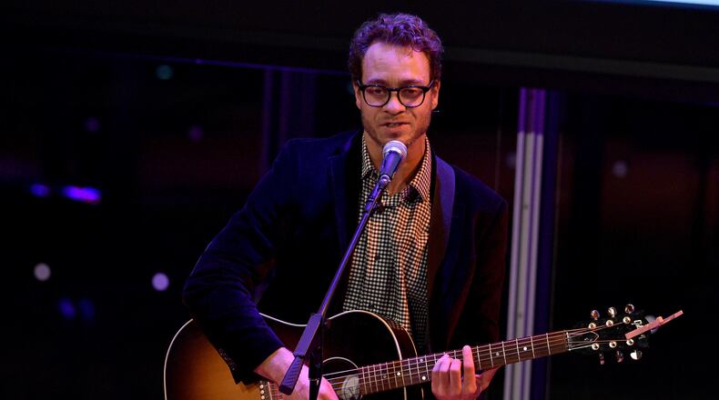 NEW YORK, NY - NOVEMBER 05: Singer Amos Lee performs on stage during the 2015 Health Hero Awards hosted by WebMD on November 5, 2015 in New York City. (Photo by Bryan Bedder/Getty Images for WebMD)