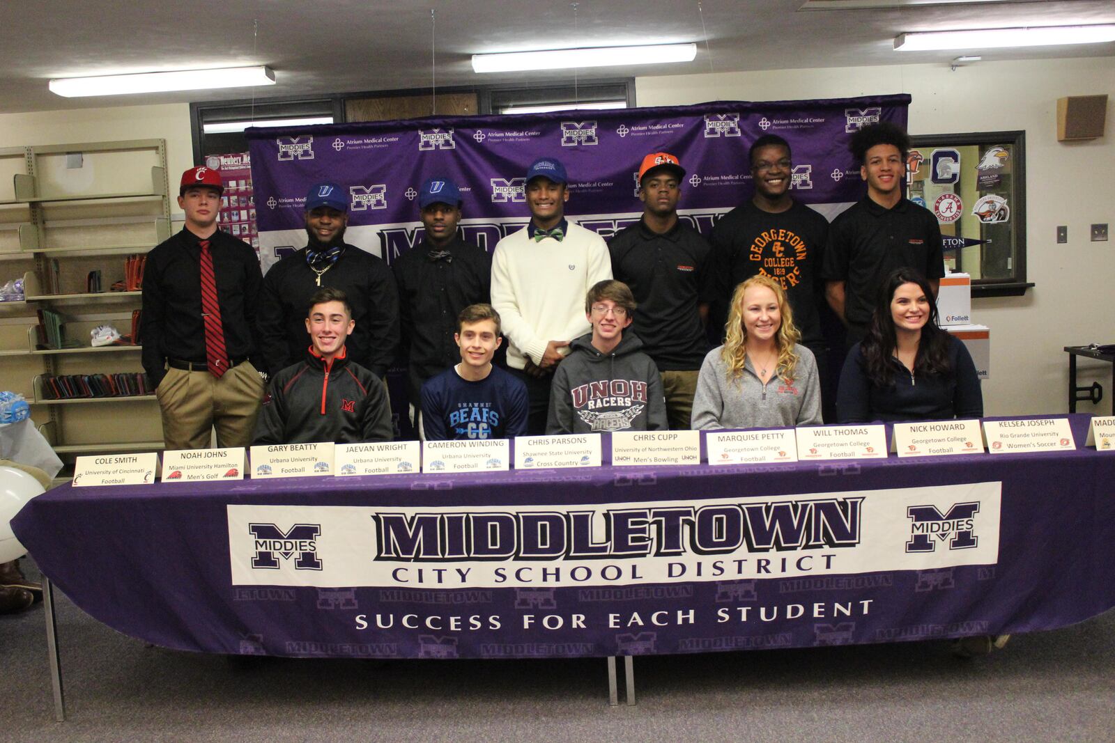 Middletown Signing.JPG