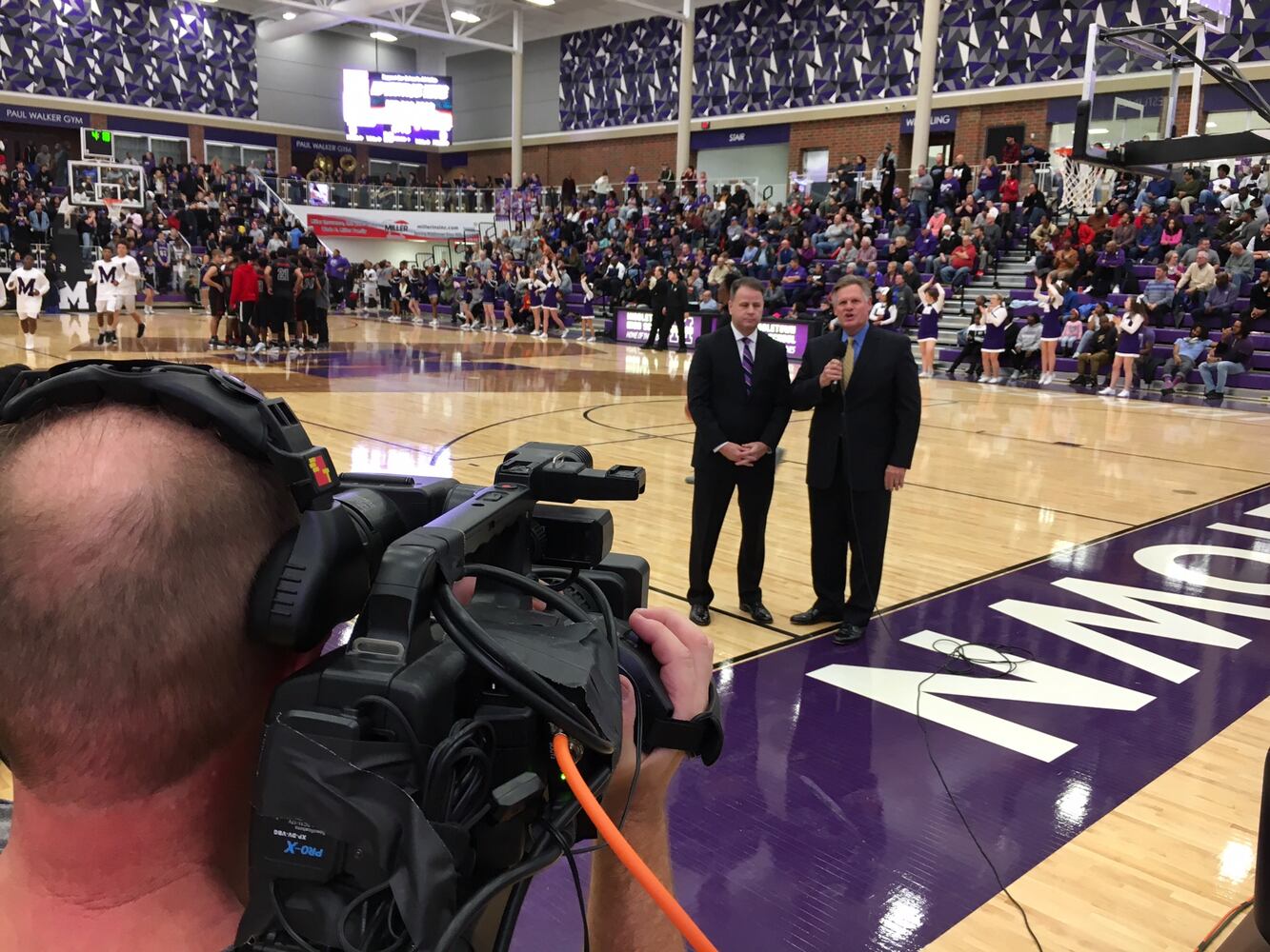 Middletown’s new hoops palace thrills fans