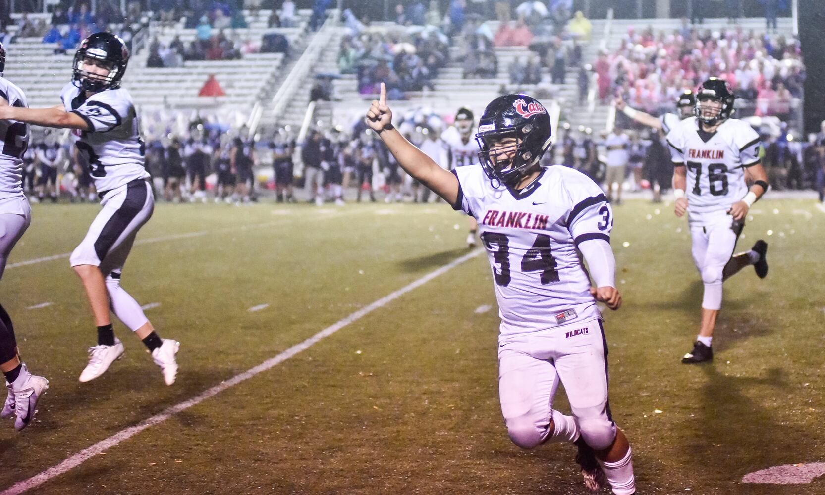 Franklin football beats Valley View Friday, Oct. 11