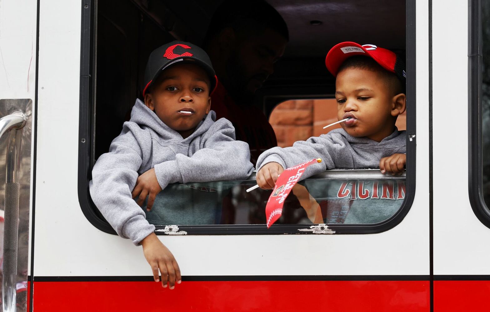 032725 Reds Parade
