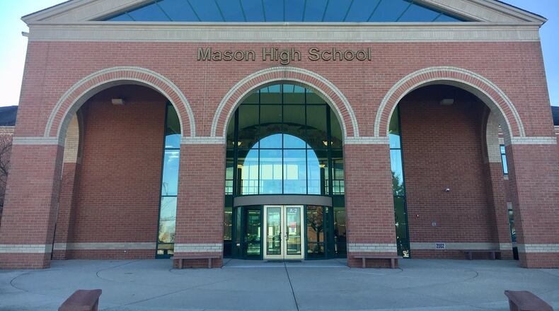 Officials at Warren County’s largest school district has approved a new employment contract with its teachers. Mason Schools this week saw the district’s governing board okay a new two-year contract for its instructors.