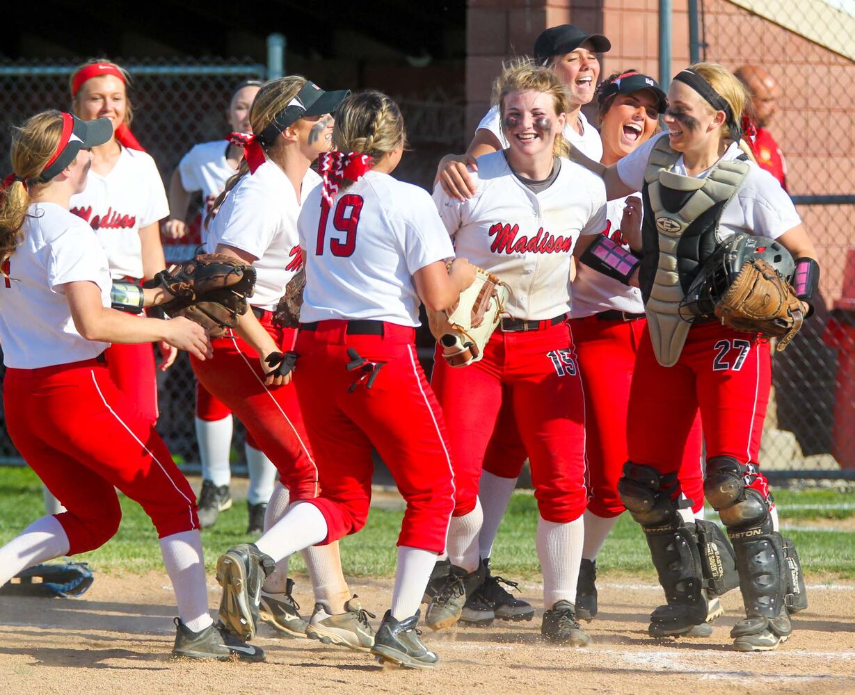 PHOTOS Madison vs Carlisle softball