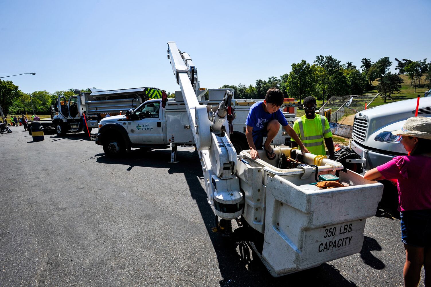 Hundreds attend Touch A Truck event in Monroe