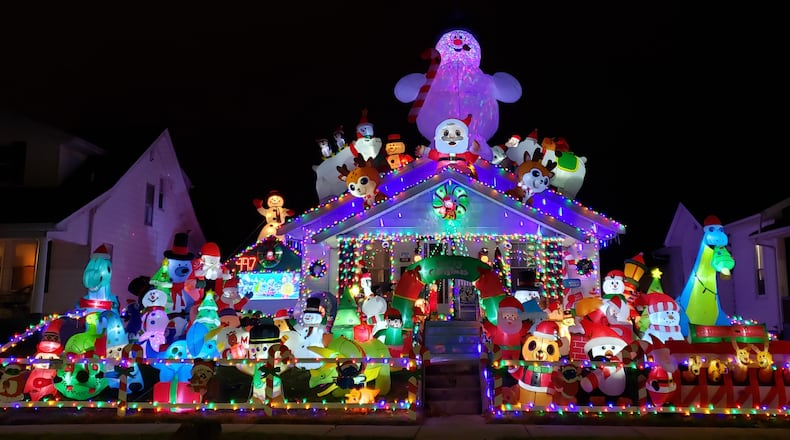 Eddie’s Webster Avenue Display, owned by Eddie Johnson and located in the 700 block of Webster Avenue on the city’s west side, features elaborate holiday displays for Halloween, Christmas, Valentine’s Day and Easter. HAMILTONIAN MAGAZINE/CONTRIBUTED