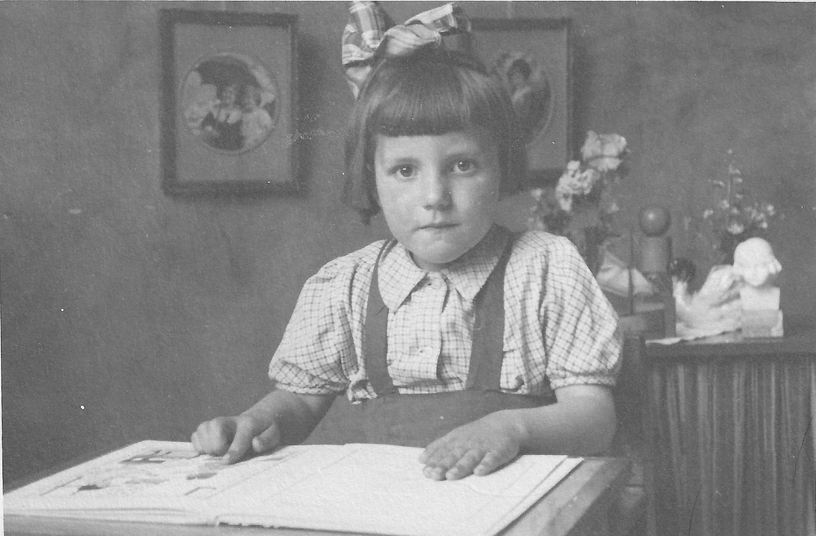Marie Bronius as a young child in Utrecht, Holland. CONTRIBUTED