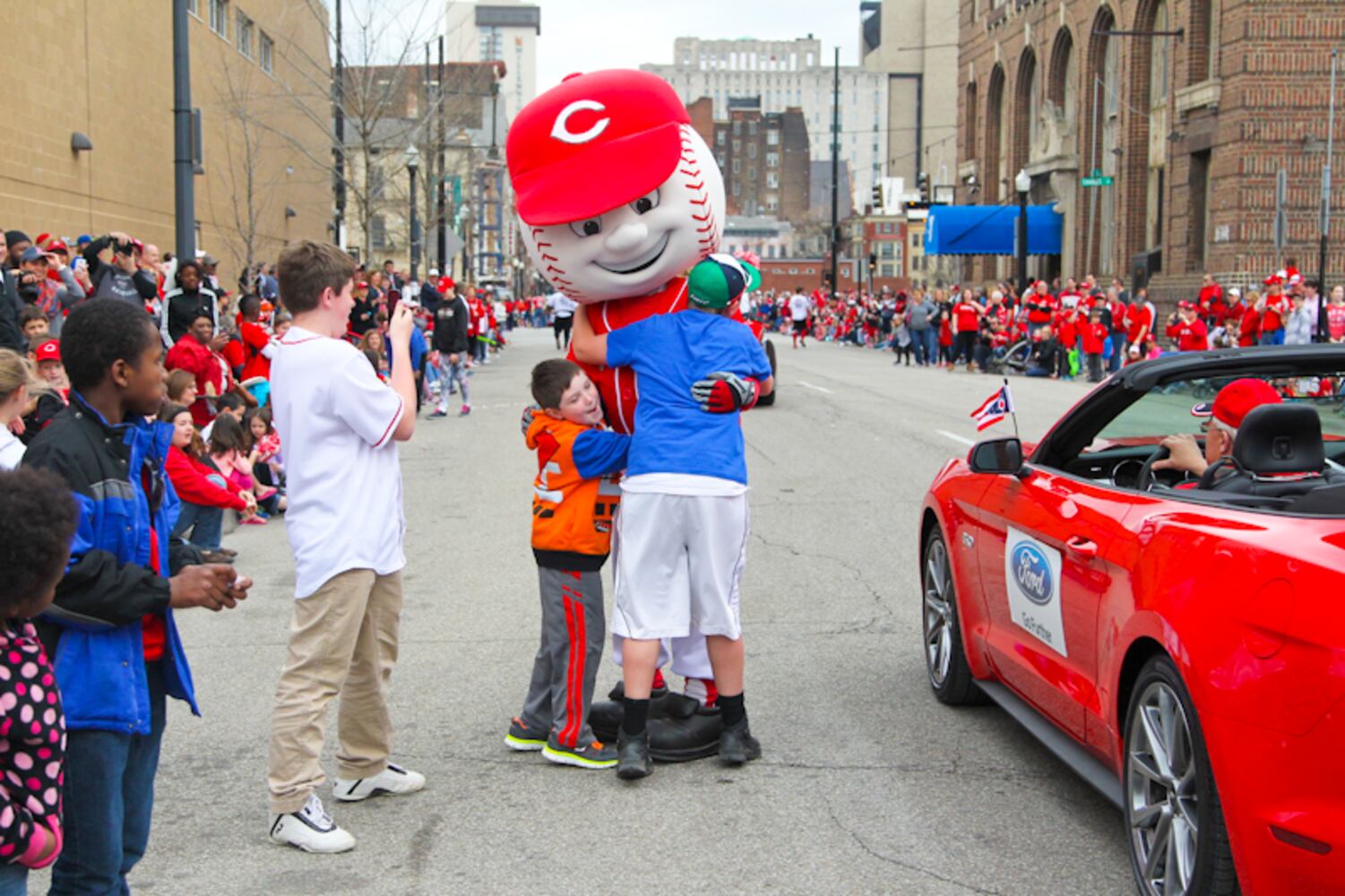 Reds Opening Day Parade 2015
