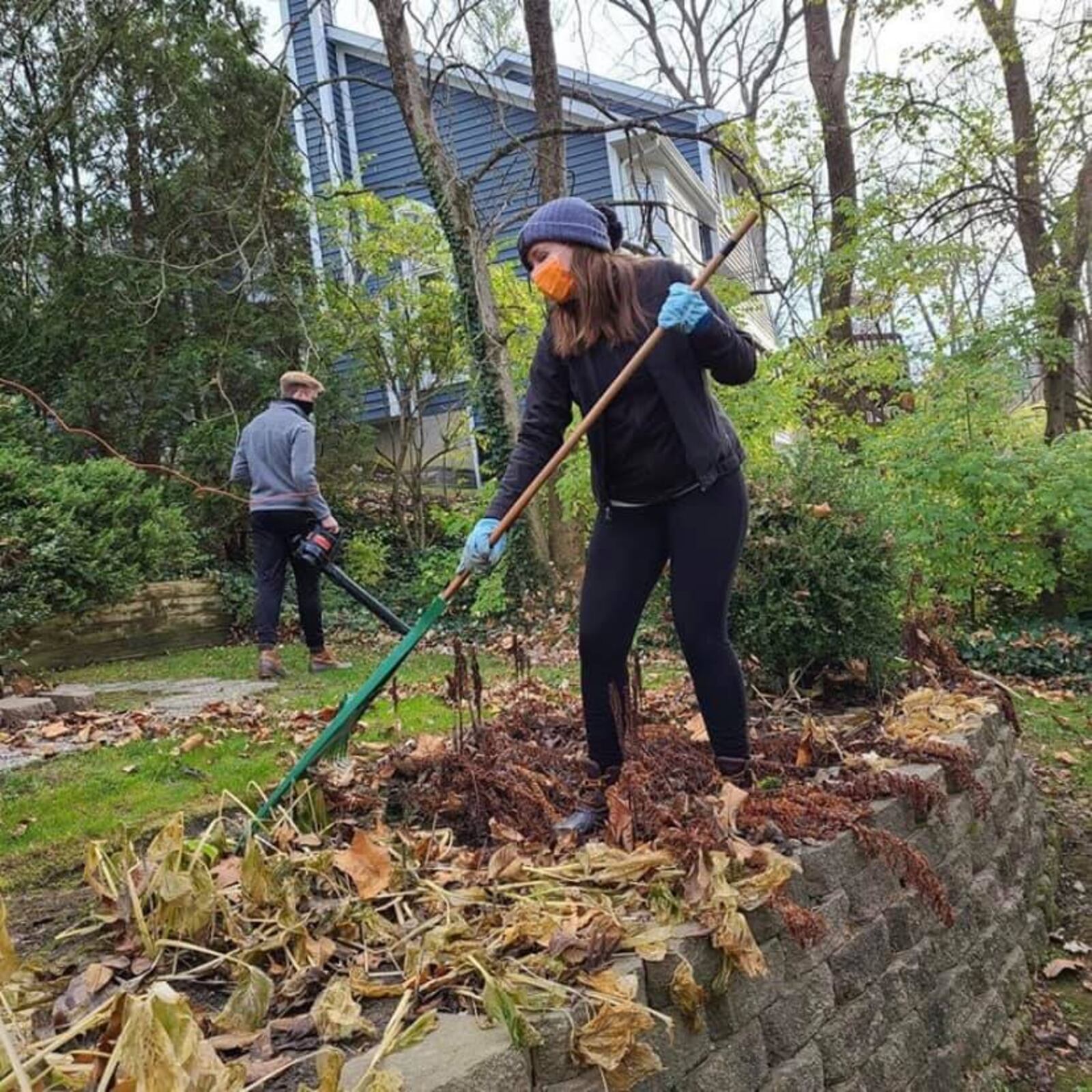 Dozens of students from Lakota’s two high schools recently fanned out across the community to do volunteer work in helping elderly residents with yard work and outside house maintenance. The program, which is coordinated through the Edge Teen Centers in Liberty and West Chester townships, is designed to help older residents who aren’t able to do such work on their properties. (Provided Photo\Journal-News)