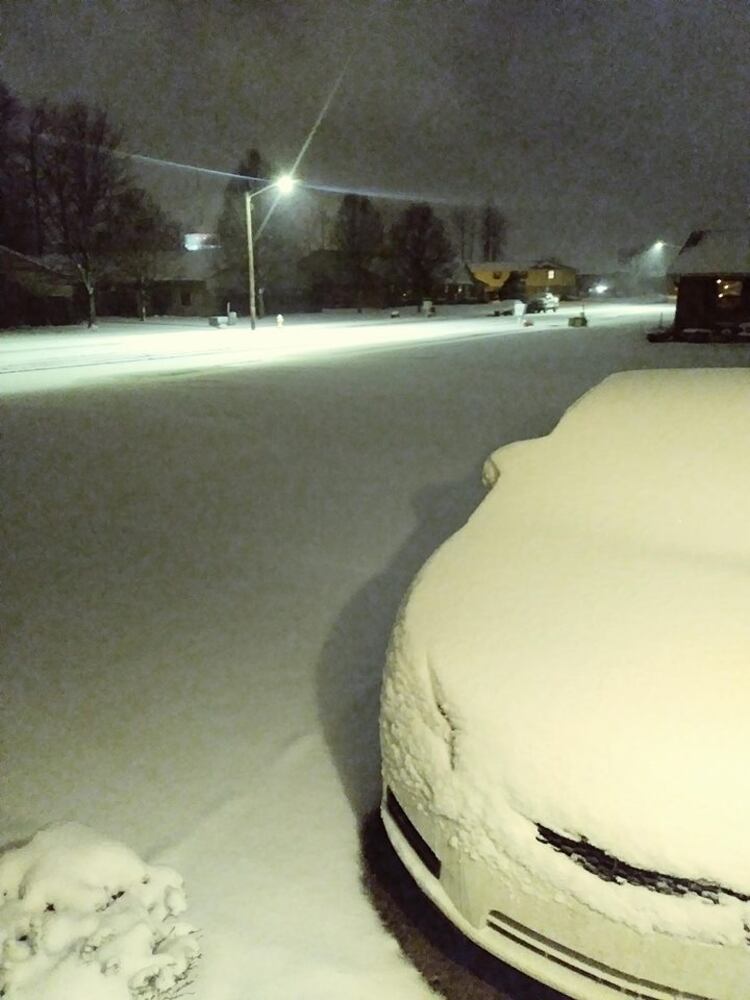 Snowstorm hits area on first day of spring