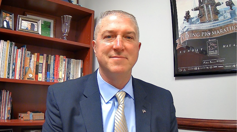 Edgewood Schools will now by led by former interim superintendent – and former Edgewood Middle School principal – Curtis Philpot after the school board recently approved his hiring. Philpot is no stranger to Edgewood Schools having graduated from Edgewood High School before going on years later to lead Madison Schools as that district’s superintendent. CONTRIBUTED