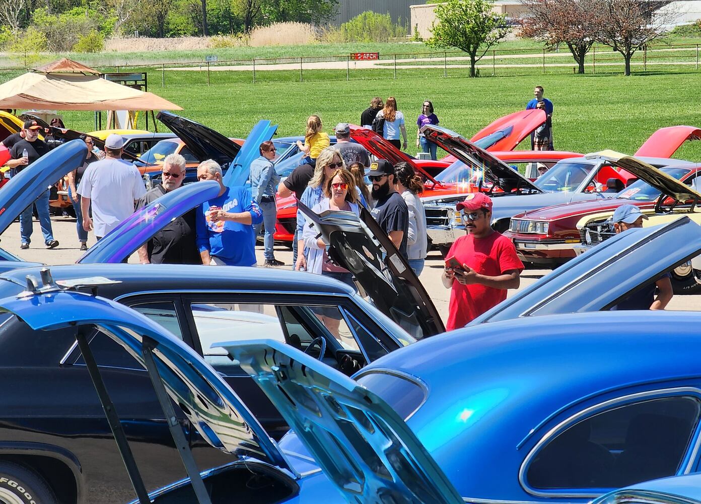 050822 Shriners car show