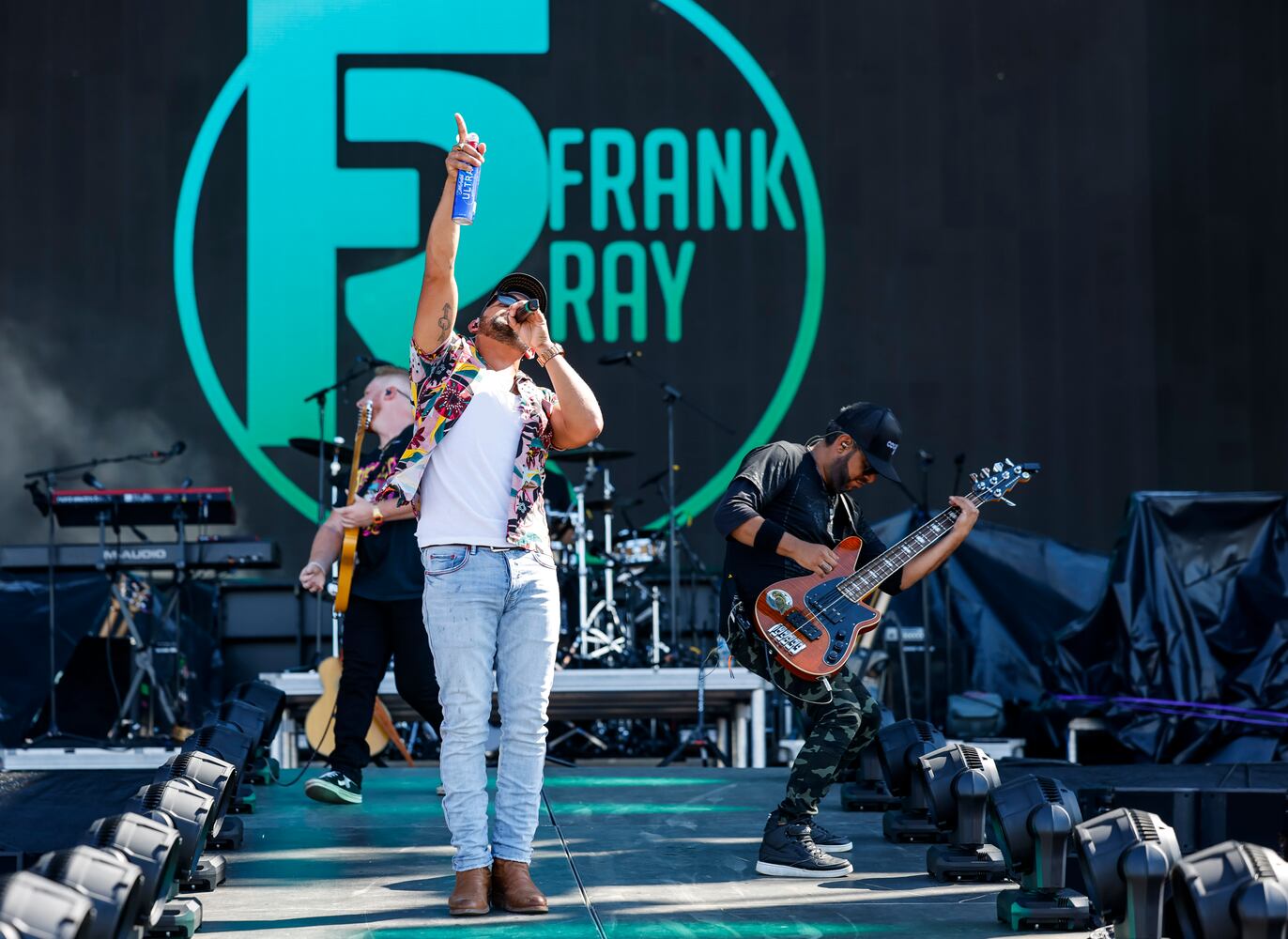 081223 VOA Country Music Festival Day 3