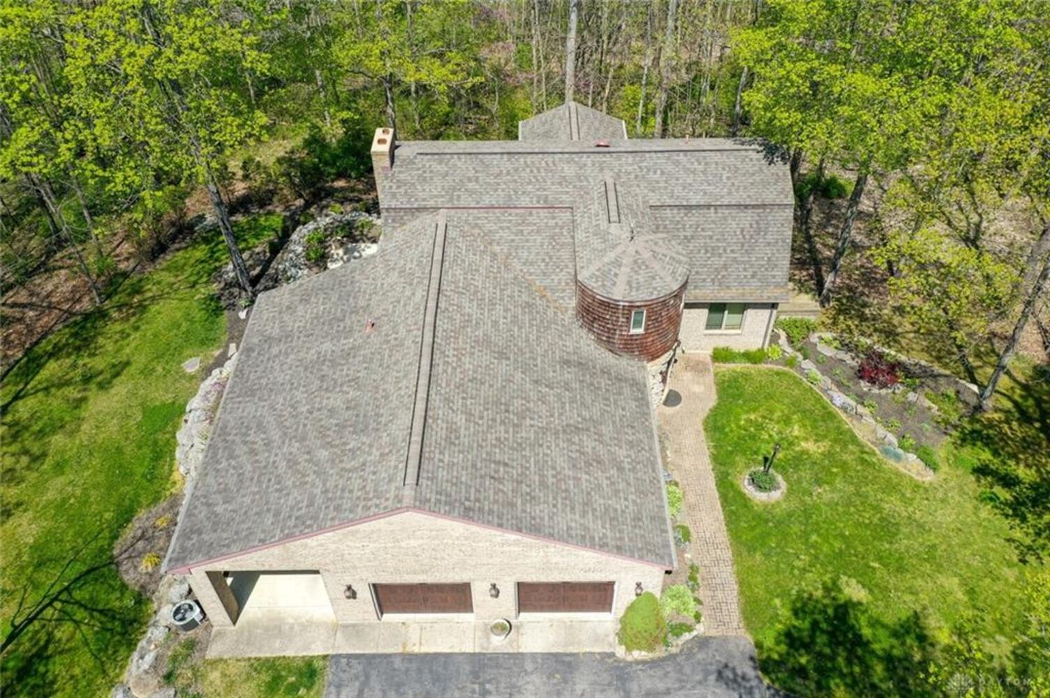 PHOTOS: Unique silo-designed home on 4 acres near Spring Valley listed on market