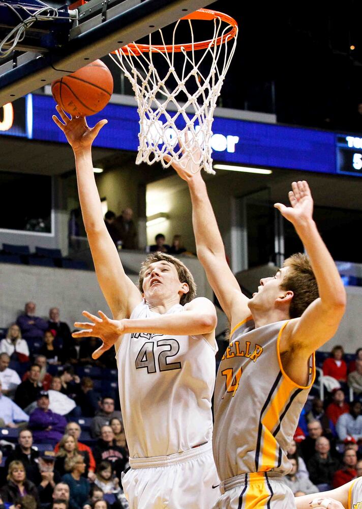 Moeller vs. Lakota East