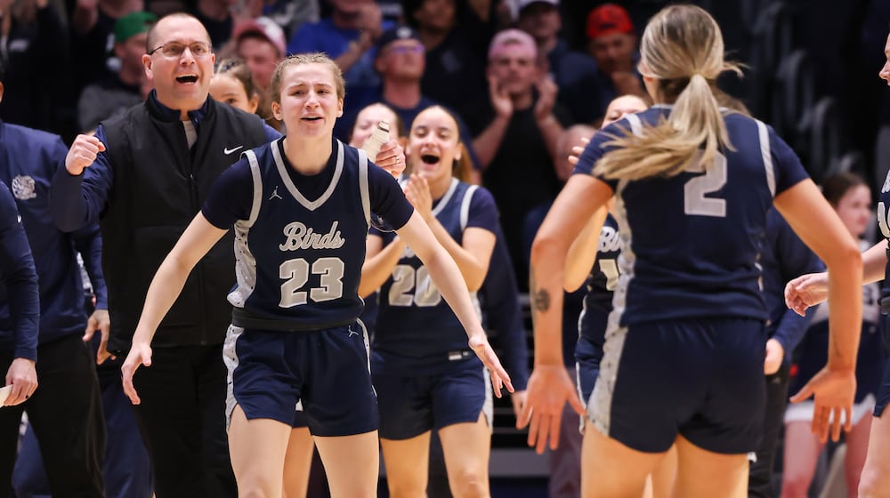 Fairmont beat Pickerington Central 45-41 in a Div. I state semifinal on Thursday, March 12 at University of Dayton Arena. BRYANT BILLING / STAFF