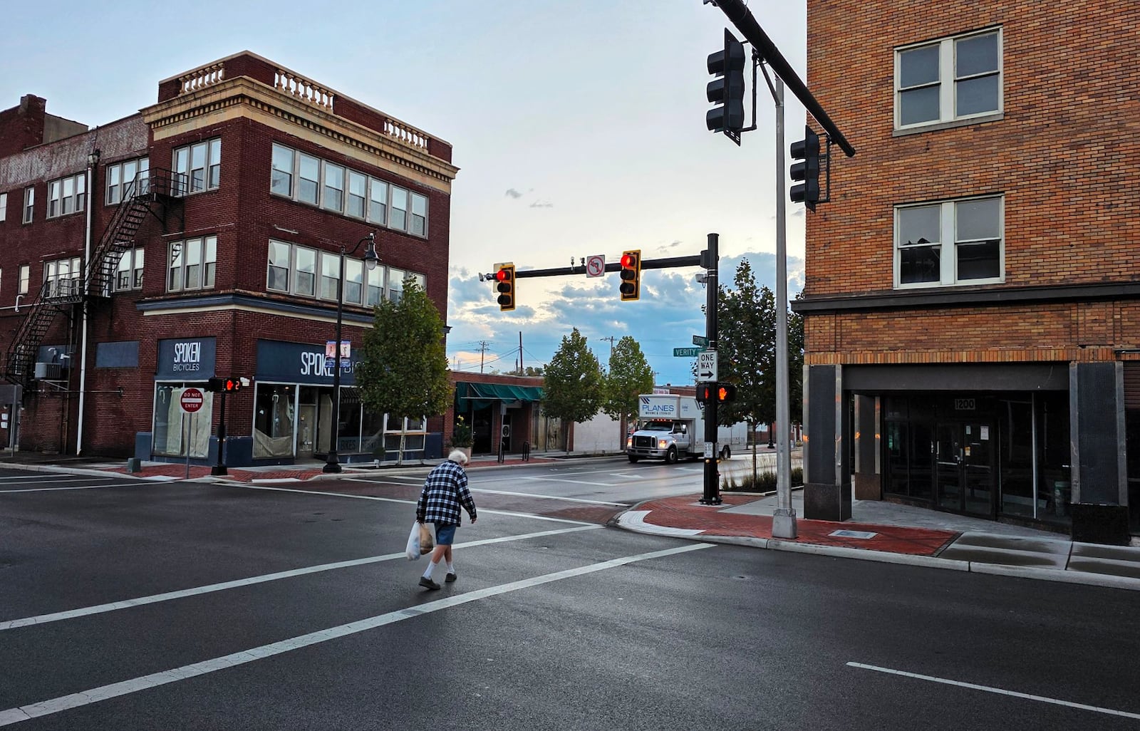 Many storefronts are vacant along Central Avenue in downtown Middletown. NICK GRAHAM/STAFF