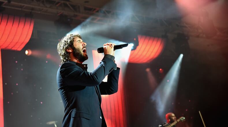 PHOENIX, AZ - MARCH 28:  Singer Josh Groban performs onstage during Muhammad Ali's Celebrity Fight Night XXI at the Jw Marriott Phoenix Desert Ridge Resort & Spa on March 28, 2015 in Phoenix, Arizona.  (Photo by Ethan Miller/Getty Images for Celebrity Fight Night)