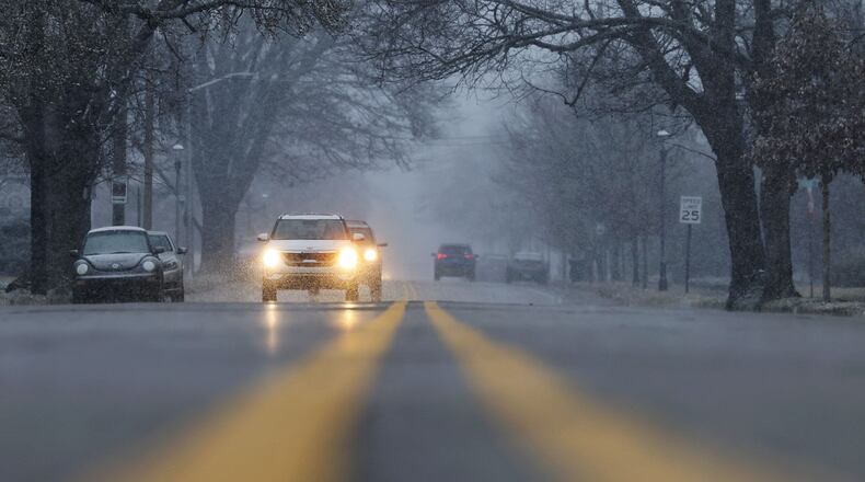 Snow starts to fall on Main Street in Middletown Friday, Feb. 16, 2024. NICK GRAHAM/STAFF